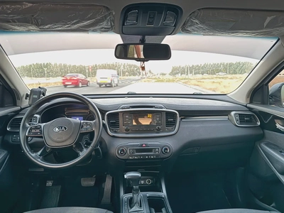 Kia Sorento LX 2019 GCC Specs Super Clean Condition-10