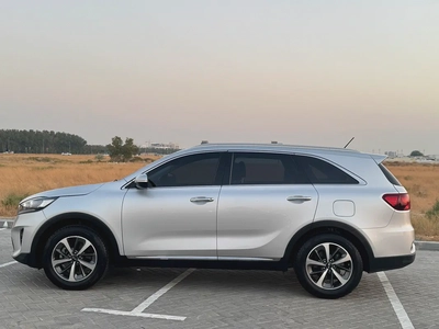 Kia Sorento LX 2019 GCC Specs Super Clean Condition-3