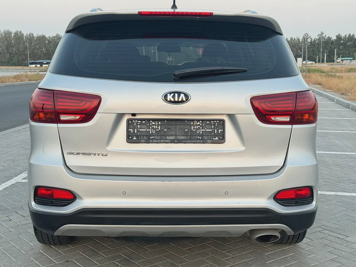 Kia Sorento LX 2019 GCC Specs Super Clean Condition-6-6