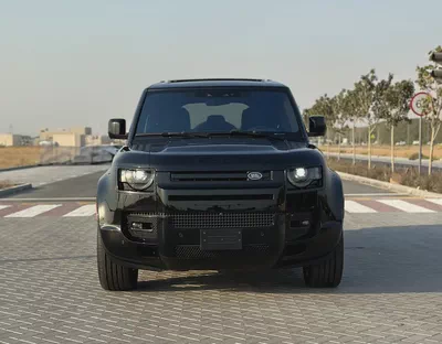 Land Rover Defender 110 SE P400 · 2021 · Canadian Specs · 84,000 km · Full Black ·-2