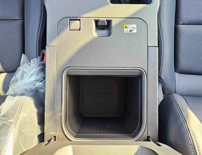 Toyota Prado VXR ALL ROUNDER / 2.4L PETROL V4 / SUNROOF / DRIVER POWER SEAT / COOL BOX / MID OPTION (CODE # R2)-16
