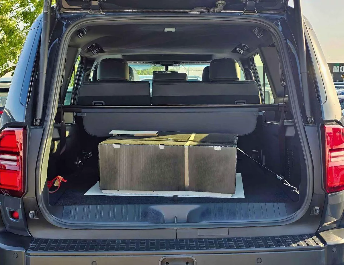 Toyota Prado VXR ALL ROUNDER / 2.4L PETROL V4 / SUNROOF / DRIVER POWER SEAT / COOL BOX / MID OPTION (CODE # R2)-7-0