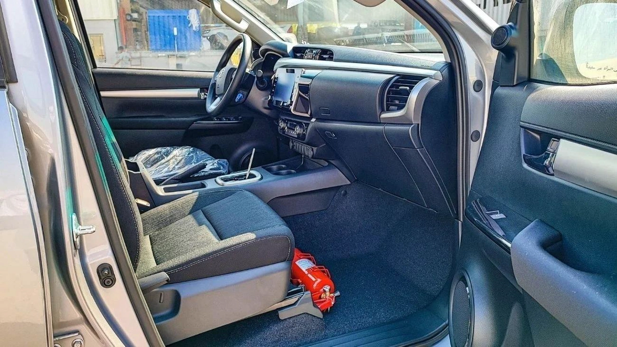 Toyota Hilux HILUX 2.4L AT DIESEL Full option 2024 0KM-4-4