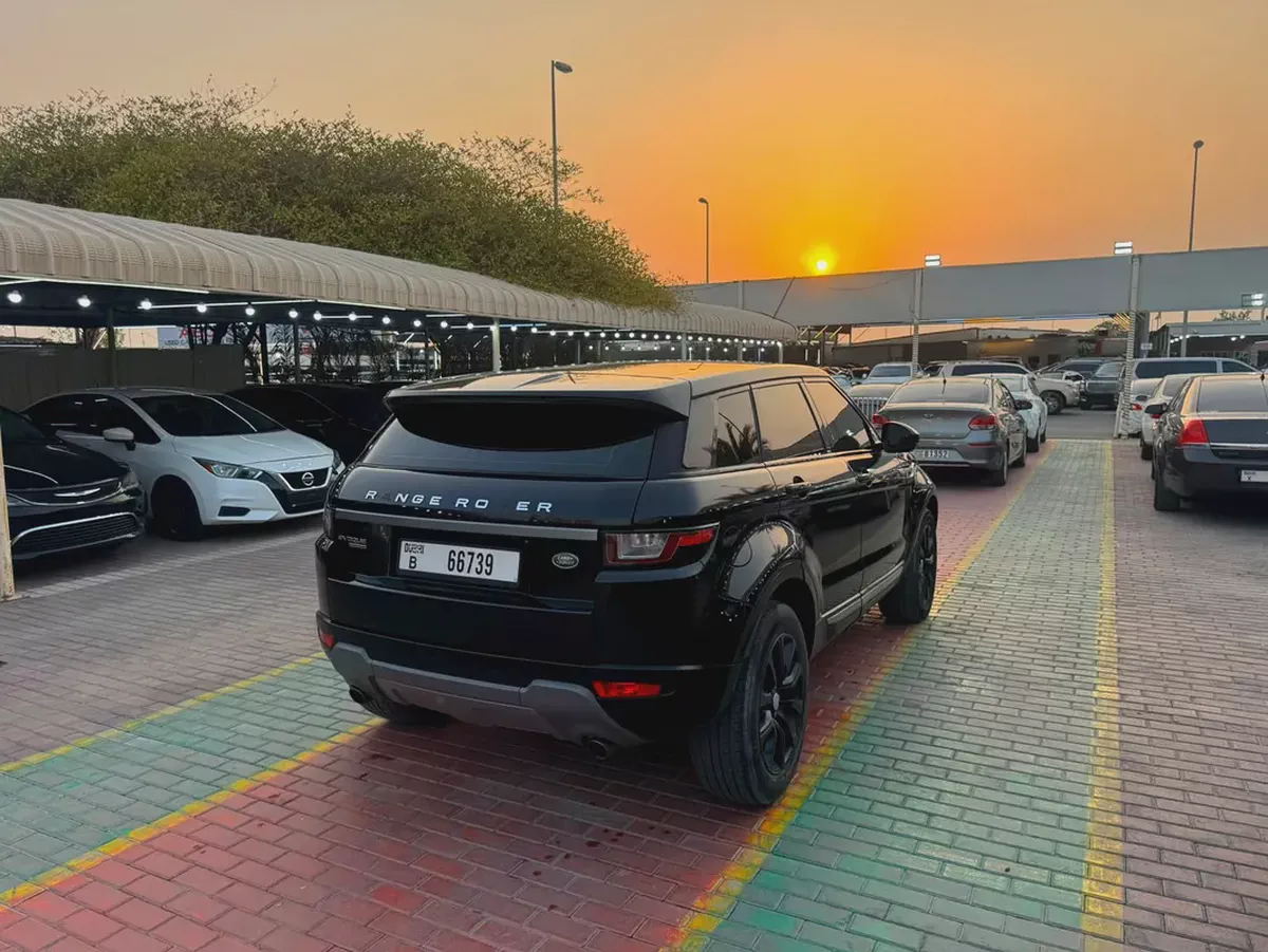 Land Rover Range Rover Evoque 2017 | GCC Specs | Well Maintained-5-5