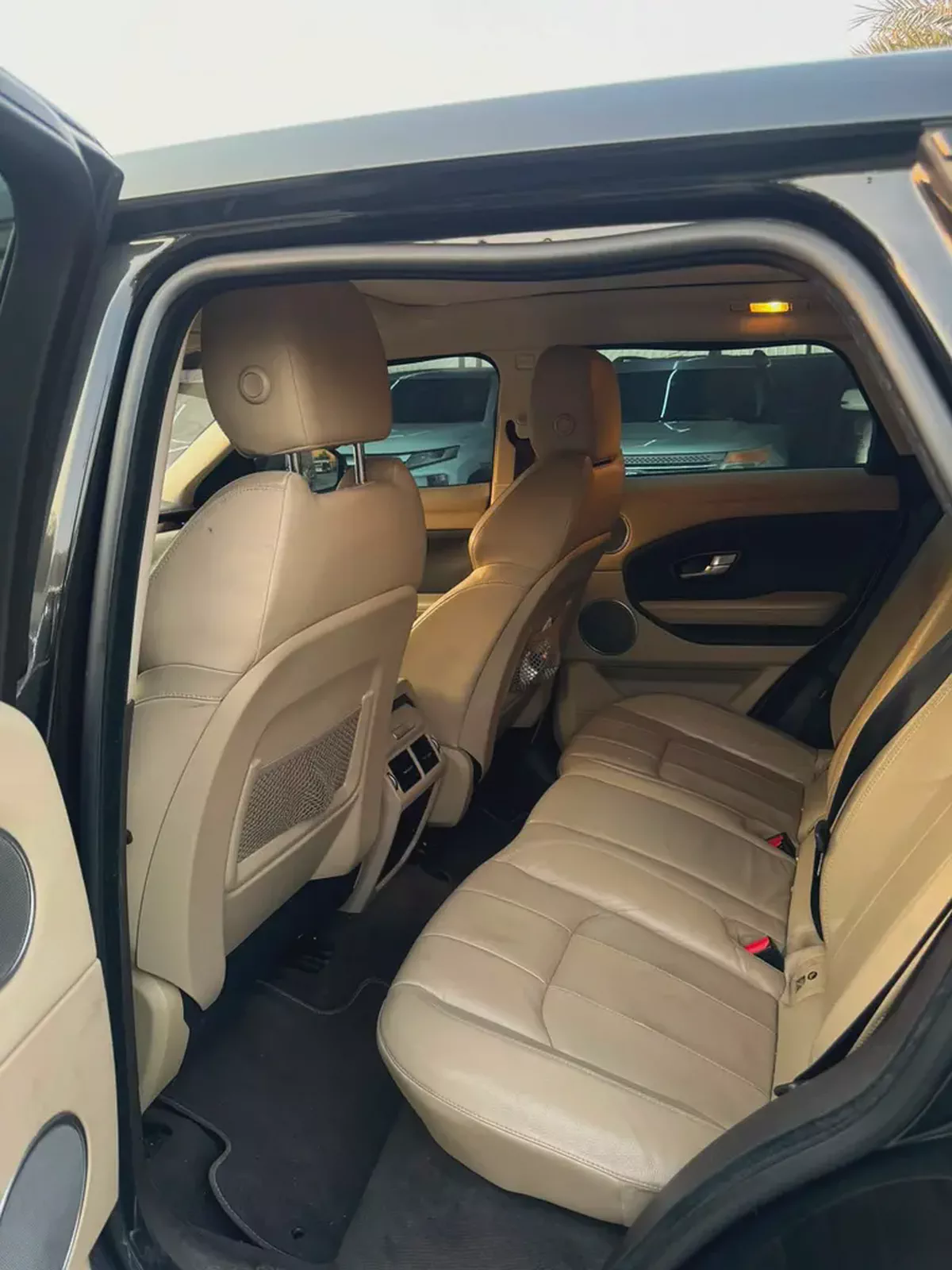 Land Rover Range Rover Evoque 2017 | GCC Specs | Well Maintained-7-7