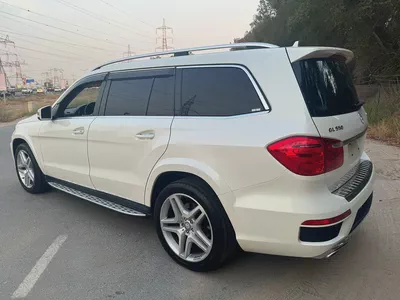 Pristine Mercedes-Benz GL 550 4MATIC 2015 | GCC Specs | Full Service History-6
