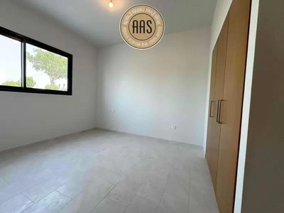 Deal Of The Day ! 4 Bed Townhouse Villa Available For Rent in Villanova-5
