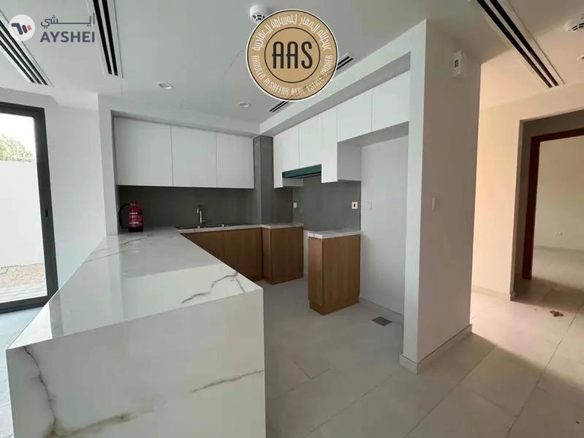 Deal Of The Day ! 4 Bed Townhouse Villa Available For Rent in Villanova-2-2