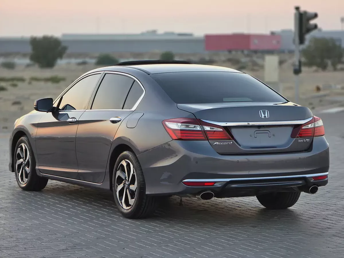 2017 Honda Accord V6 Sport - GCC Specs - Excellent Condition-17-17
