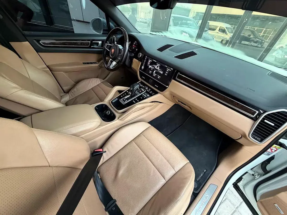 Porsche Cayenne S GCC Specs-13-0