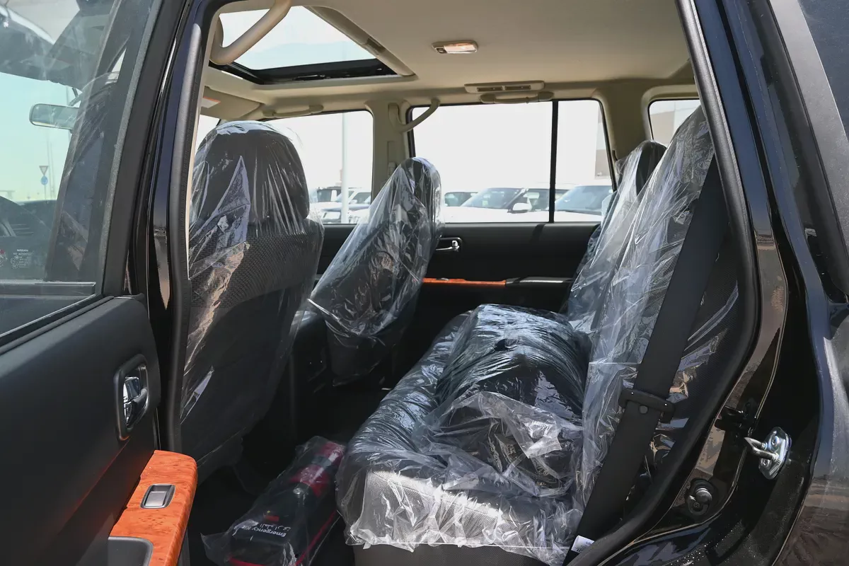 2024 Nissan Patrol Safari - GCC Specs - Brand New-5-5