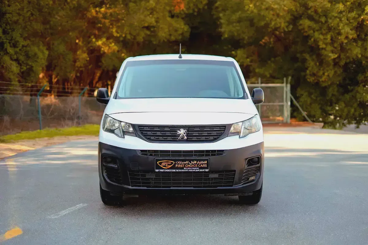 Peugeot Partner | Delivery Van | GCC Specs | Ref#P21471-4-4