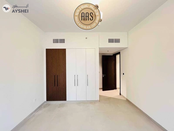 Luxury Living || Spacious 2 Bedroom Hall || Balcony || In 121K Only