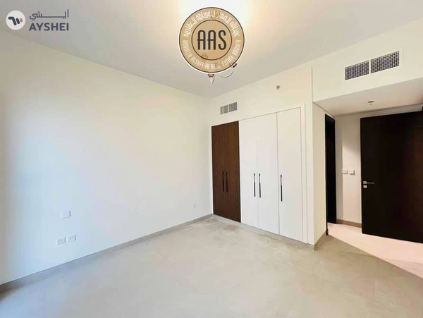 Luxury Living || Spacious 2 Bedroom Hall || Balcony || In 121K Only