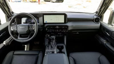 Toyota Prado ADVENTURE (LHD) TOYOTA PRADO 250 WX+ LUXURY 2.8D AT MY2024 – GREY-6