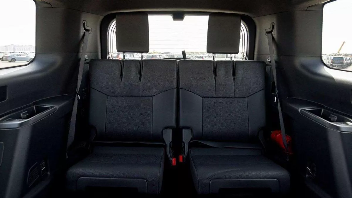 Toyota Prado ADVENTURE (LHD) TOYOTA PRADO 250 WX+ LUXURY 2.8D AT MY2024 – GREY-7-0