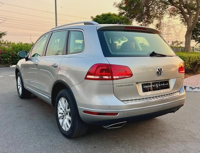 VOLKSWAGEN TOUAREG 2018 V6 FULL SERVICE HISTORY GCC SPEC-3