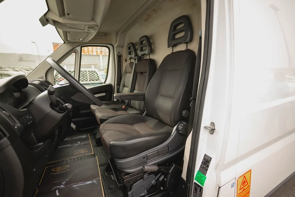 Peugeot Boxer Delivery Van | GCC Specs | Ref#P95395
