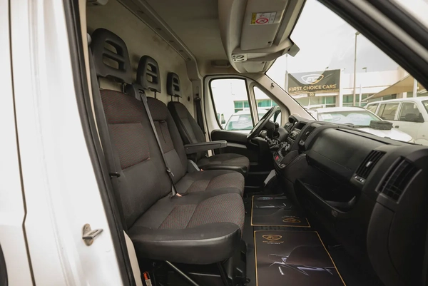 Peugeot Boxer Delivery Van | GCC Specs | Ref#P95395