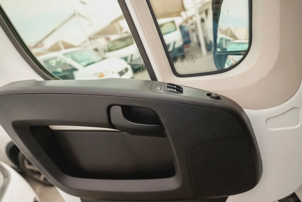 Peugeot Boxer Delivery Van | GCC Specs | Ref#P95395