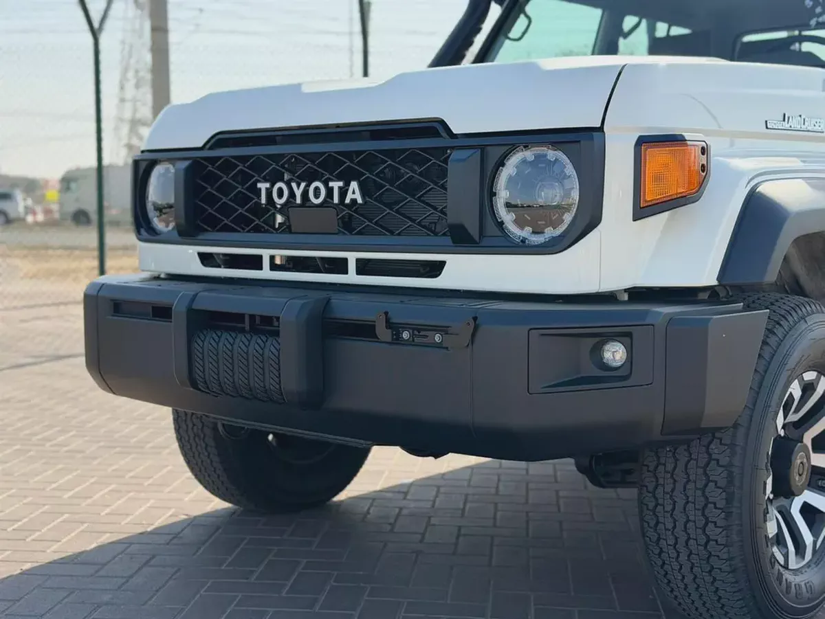 2026 Toyota Land Cruiser 70 Series LC 79 LX OMAn Specs-15-15