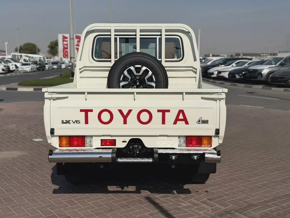 2026 Toyota Land Cruiser 70 Series LC 79 LX OMAn Specs-16-16