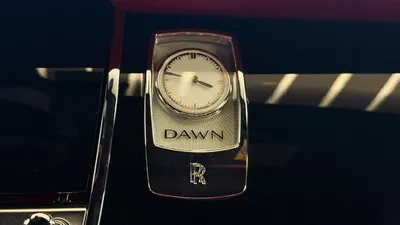 Rolls Royce Dawn  Rolls-Royce Dawn  - Silver Package-11