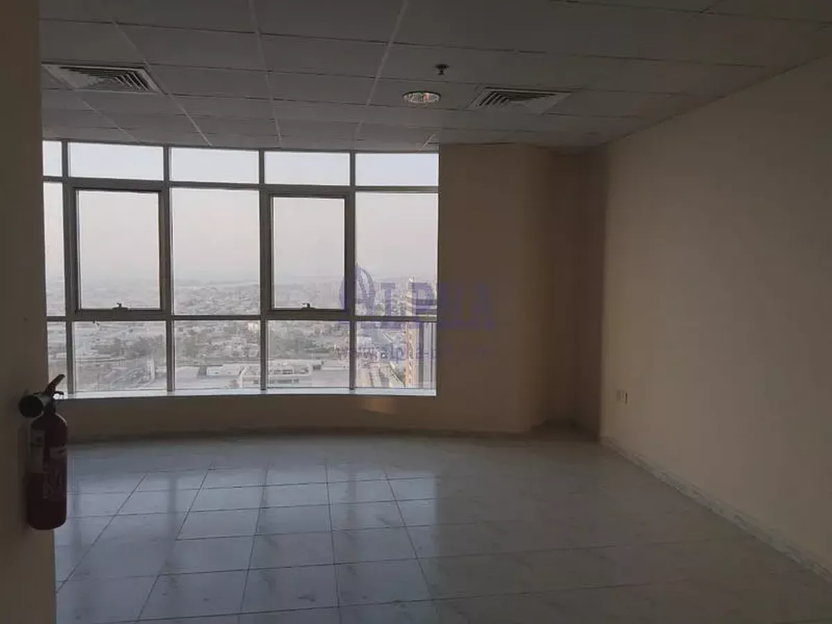 RAK Tower | 1 Bedroom High Floor | Sea View-1-1