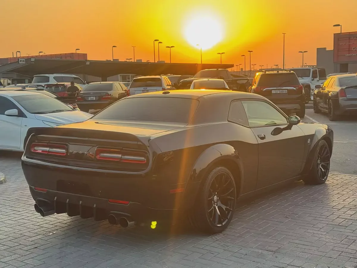 Dodge Challenger R/T 2016 American Specs 5.7L V8 HEMI-4-4