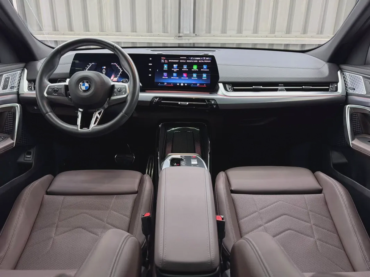 BMW X2 SDrive 18i | GCC | Original paint | Low mileage | AGMC Full service history-16-16
