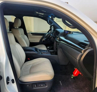 Lexus LX 570 Platinum 5.7L. Al- Futtaim Motors-9