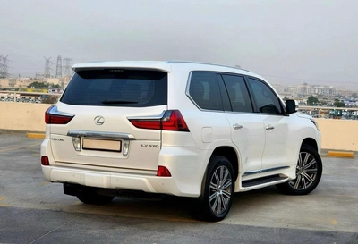 Lexus LX 570 Platinum 5.7L. Al- Futtaim Motors-2