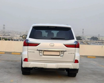Lexus LX 570 Platinum 5.7L. Al- Futtaim Motors-5