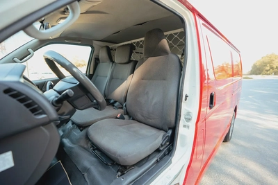 Std-Roof Delivery Van | Manual | GCC Specs | Ref#T90205-8