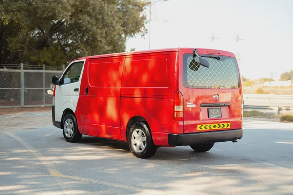 Std-Roof Delivery Van | Manual | GCC Specs | Ref#T90205