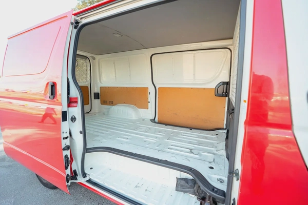 Std-Roof Delivery Van | Manual | GCC Specs | Ref#T90205