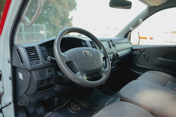 Std-Roof Delivery Van | Manual | GCC Specs | Ref#T90205