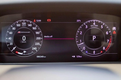 Land Rover Range Rover Velar P250 R-Dynamic 2.0L-10