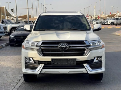 Toyota Land Cruiser VXR Grand Touring 2021 - GCC Specs-11