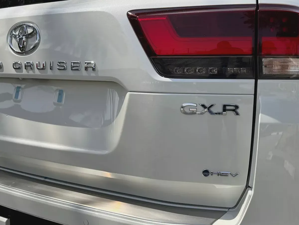 Toyota Land Cruiser GXR 2026 GCC Specs - Brand New Luxury SUV-5-5