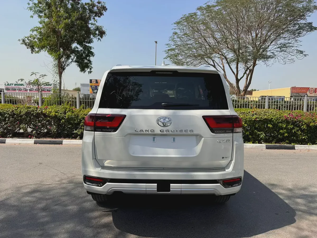 Toyota Land Cruiser GXR 2026 GCC Specs - Brand New Luxury SUV-6-6