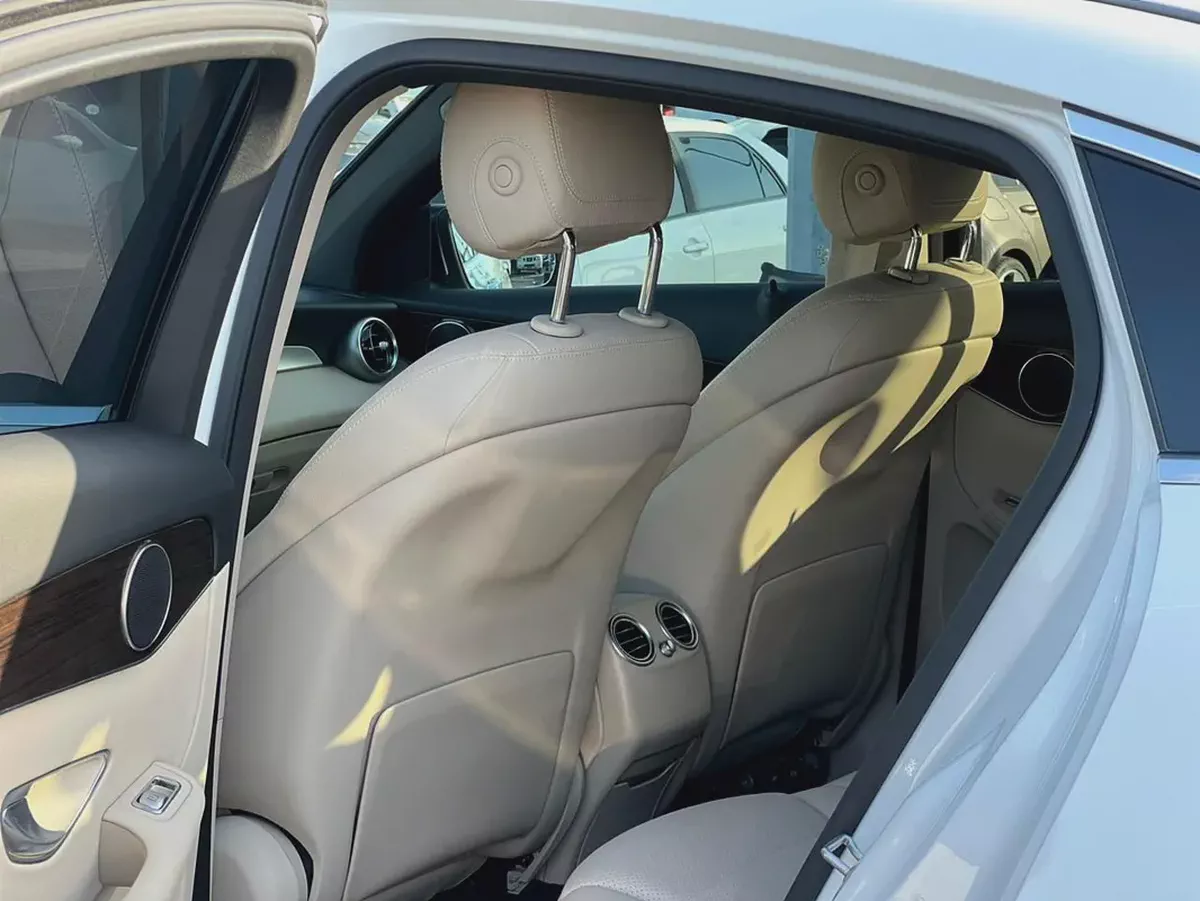 2022 Mercedes-Benz GLC 300 Coupe | American Specs | Pristine Condition-8-8