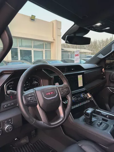 Brand New 2025 GMC Sierra AT4 - GCC Specs - Luxury Off-Roader-8