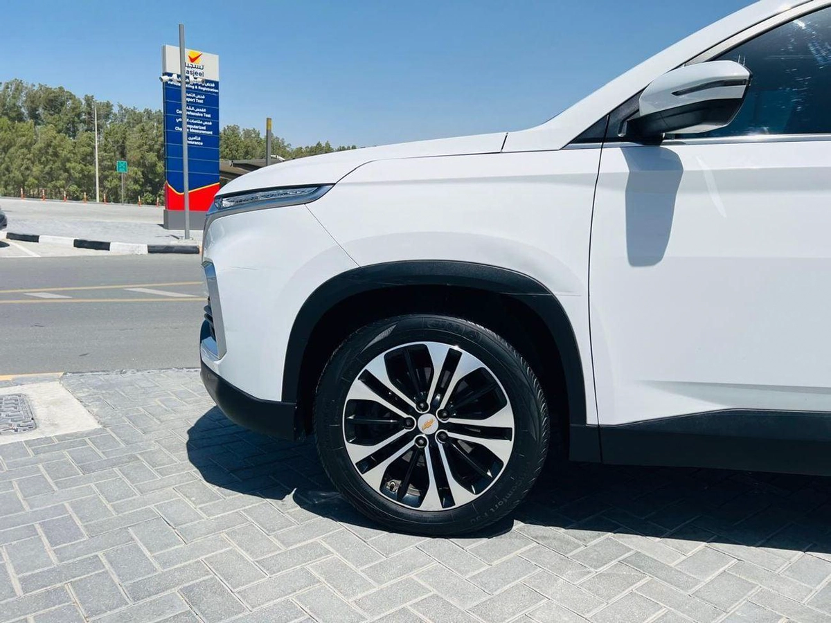 Chevrolet Captiva Premier 1.5L (150 HP) (7 Seater)-2-2