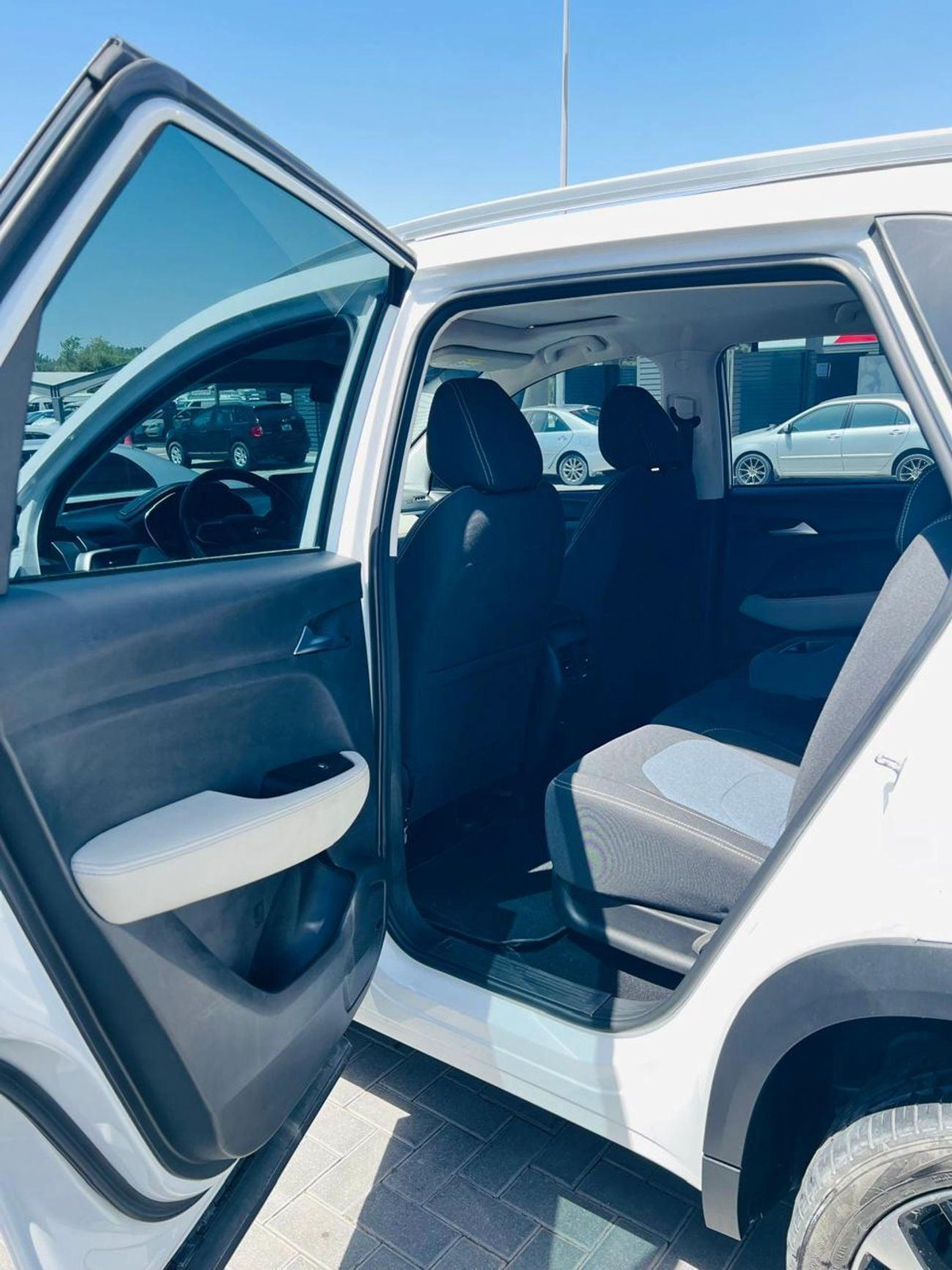 Chevrolet Captiva Premier 1.5L (150 HP) (7 Seater)-5-5