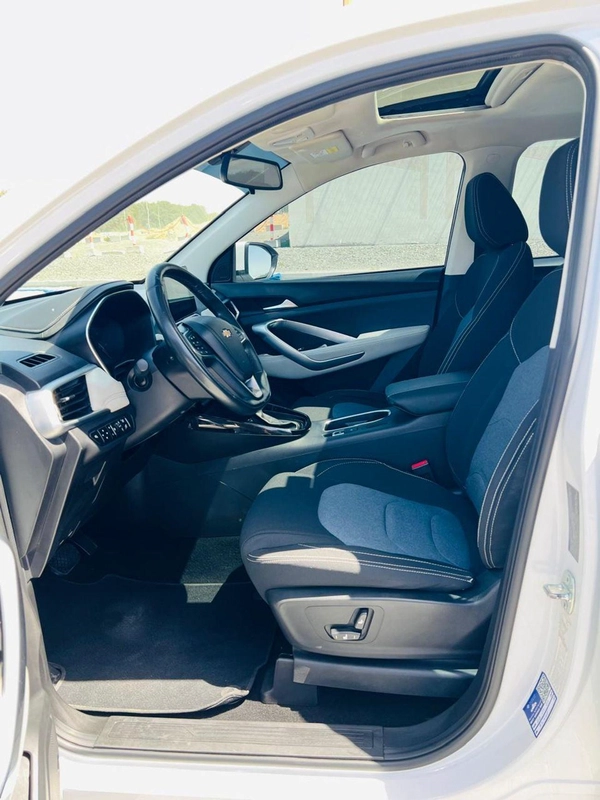 Chevrolet Captiva Premier 1.5L (150 HP) (7 Seater)