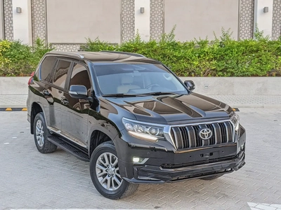 TOYOTA PRADO 2020 GCC V6 IN EXCELLENT CONDITION-0
