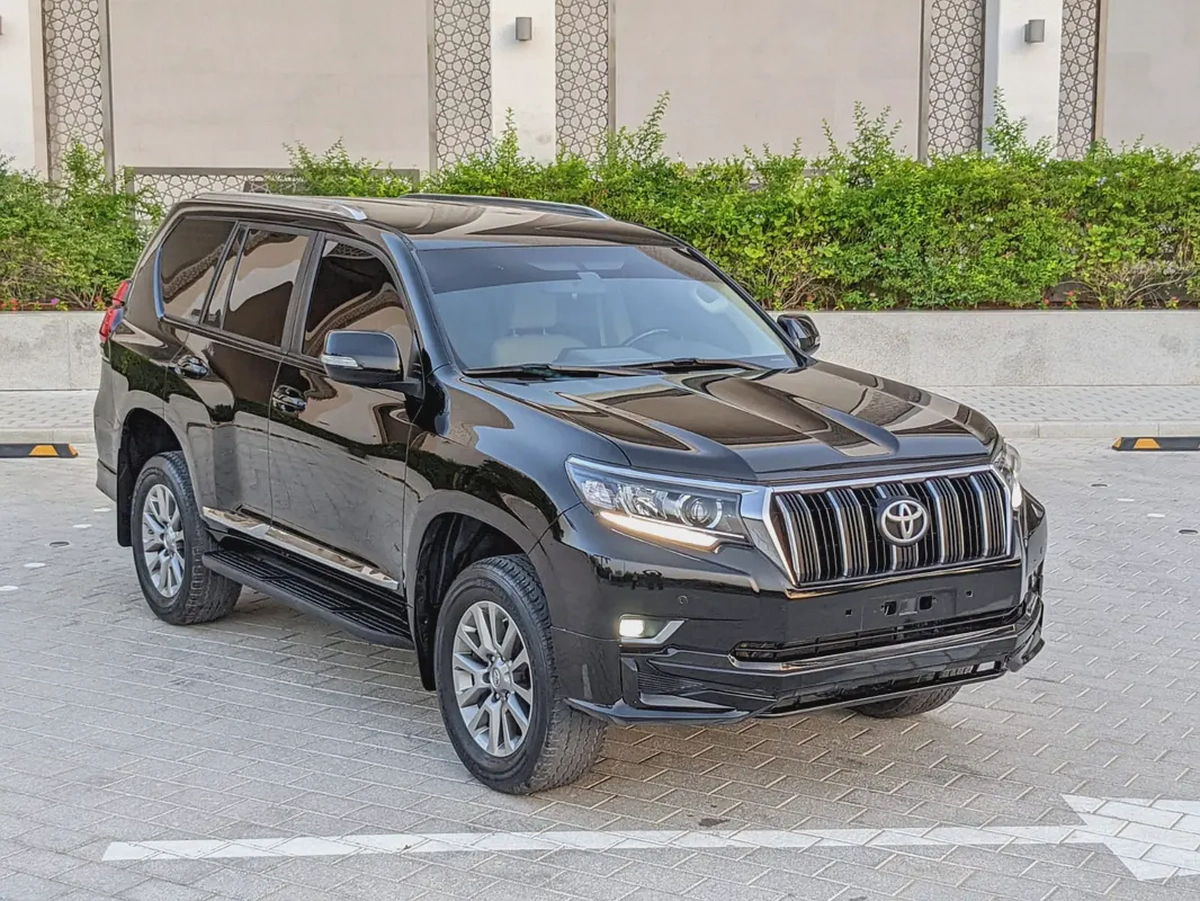 TOYOTA PRADO 2020 GCC V6 IN EXCELLENT CONDITION-18-18