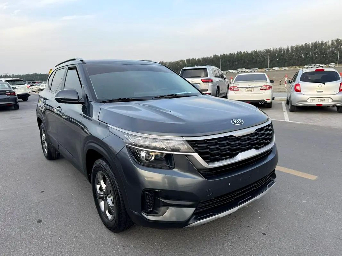 Kia Seltos GLS AT 2021 - GCC Specs - Excellent Condition-2-2