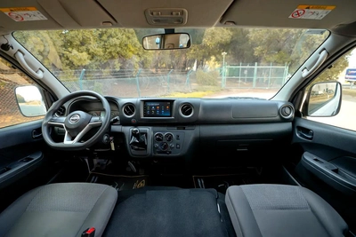 High-Roof 13-Seater Passenger Van | Manual | GCC Specs | Ref#N85144-16
